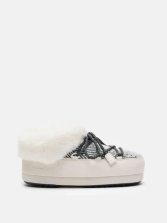Moon Boot X Guest in Residence Evx Chalet White Sand Muleși din blană artificială