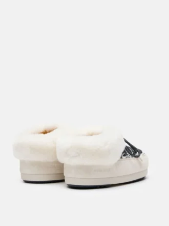 Moon Boot X Guest in Residence Evx Chalet White Sand Muleși din blană artificială